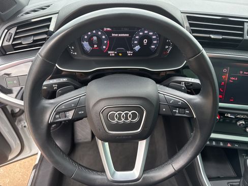 Used 2021 Audi Q3 2.0T Premium w/ Convenience Package image 11