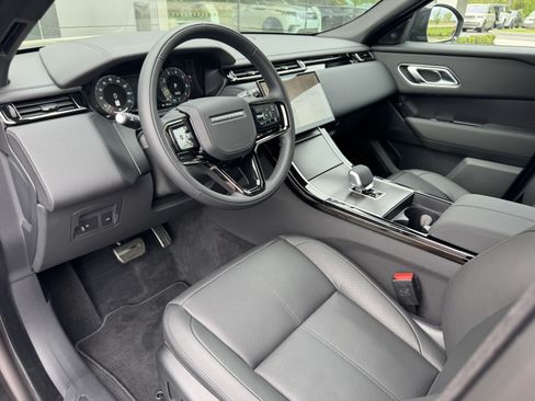 New 2026 Land Rover Range Rover Velar Dynamic SE AWD/4WD image 12