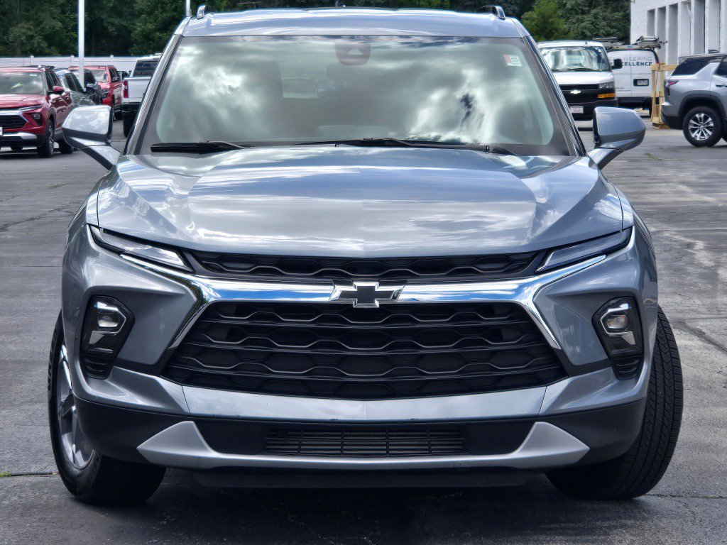 Certified 2024 Chevrolet Blazer LT w/ Convenience Package FWD image 4
