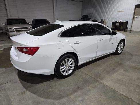 Used 2018 Chevrolet Malibu LT image 13