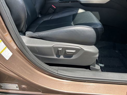 Used 2024 Mitsubishi Eclipse Cross SEL AWD/4WD image 41