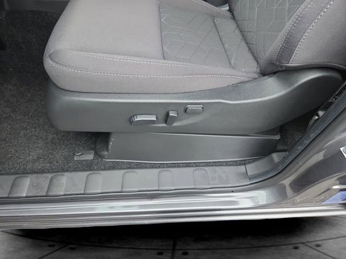 New 2026 Nissan Frontier SV w/ SV Convenience Package AWD/4WD image 32