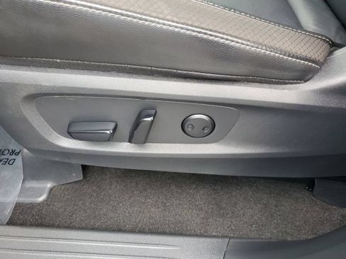 Certified 2025 Nissan Pathfinder SL w/ Cargo Package AWD/4WD image 24