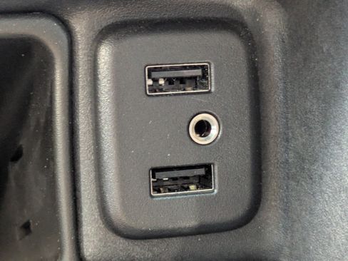 Used 2016 GMC Sierra 1500 SLT w/ SLT Premium Package image 29