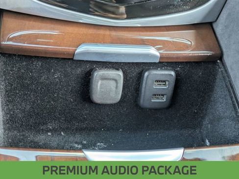 Used 2020 Cadillac Escalade Premium Luxury image 27