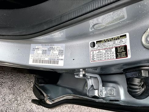 Used 2018 MAZDA CX-9 Touring w/ Touring Premium Package FWD image 34