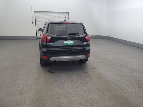 Used 2019 Ford Escape SE AWD/4WD image 6