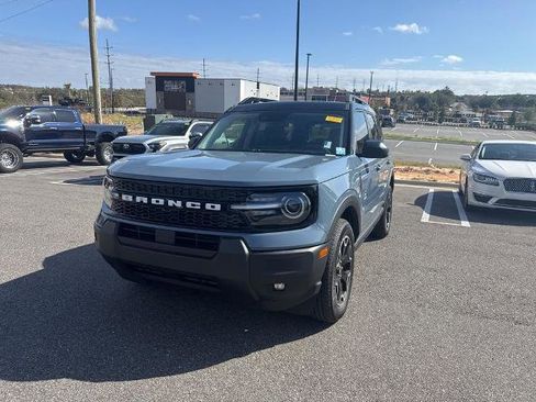 Certified 2025 Ford Bronco Sport Outer Banks image 6