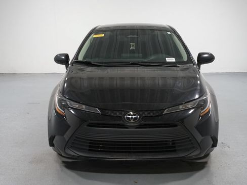 Certified 2023 Toyota Corolla LE FWD image 2