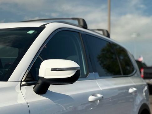 Used 2022 Kia Telluride EX w/ Towing Package AWD/4WD image 48