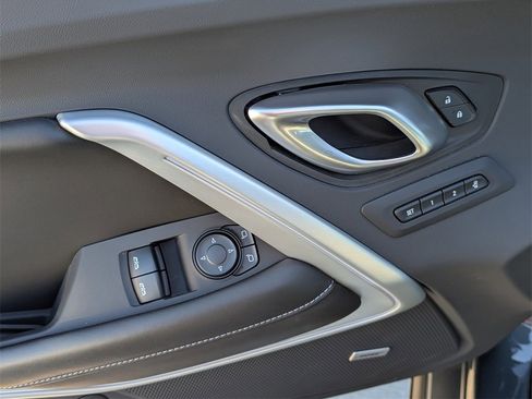 Used 2023 Chevrolet Camaro LT image 11
