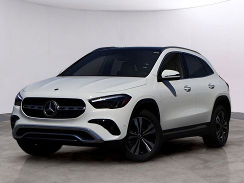 New 2026 Mercedes-Benz GLA 250 4MATIC image 1