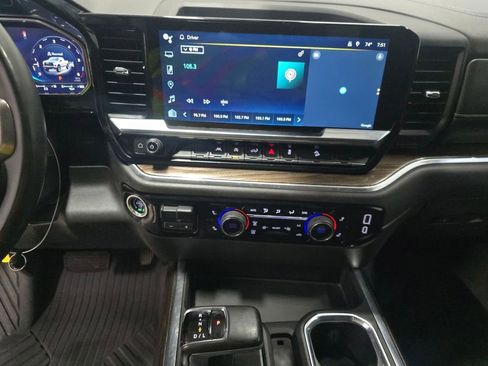 Used 2024 Chevrolet Silverado 1500 LT Trail Boss w/ Protection Package image 12