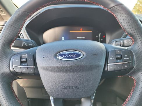 Used 2025 Ford Escape ST-Line image 22