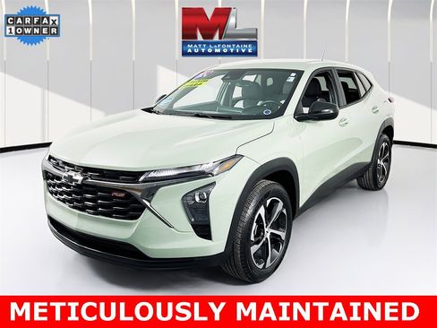 Certified 2024 Chevrolet Trax RS image 1