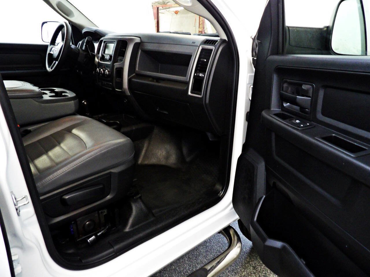 Used 2018 RAM 3500 Tradesman w/ Protection Group AWD/4WD image 12