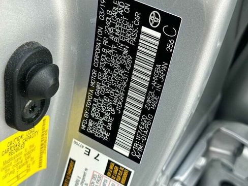 Used 2019 Toyota Prius Prime Premium image 36