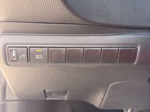 Used 2024 Toyota Corolla LE FWD image 22