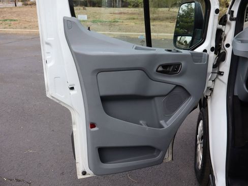 Used 2015 Ford Transit 350 XLT image 26