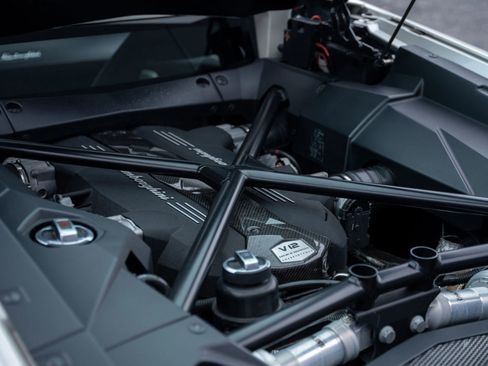 Used 2013 Lamborghini Aventador LP 700-4 image 13