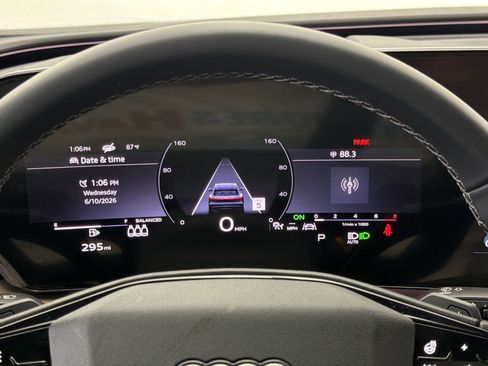 Certified 2025 Audi Q5 Premium w/ Convenience Package AWD/4WD image 21