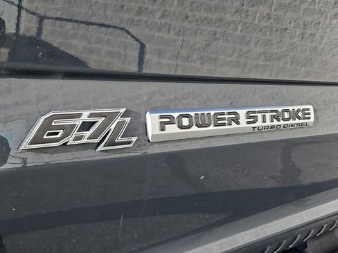 Used 2021 Ford F250 Lariat image 12