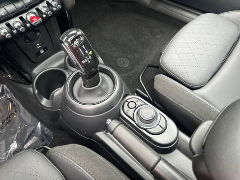 Used 2024 MINI Cooper S FWD image 37