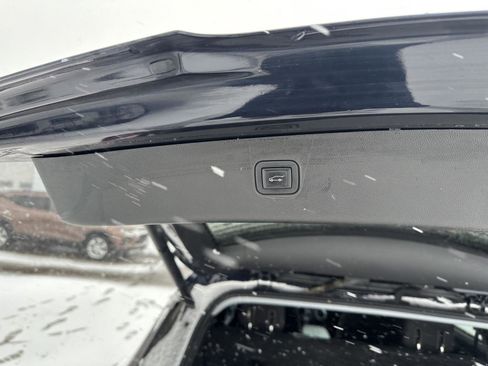 Used 2021 Chevrolet Blazer LT image 5