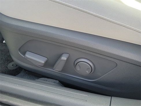 New 2025 Hyundai Sonata SEL image 17