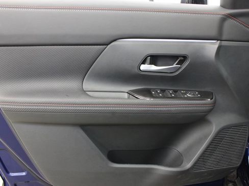 New 2026 Nissan Kicks SR w/ SR Premium Package FWD image 15