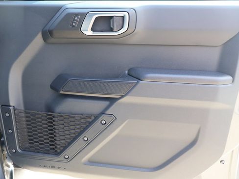 Used 2025 Ford Bronco Big Bend AWD/4WD image 8