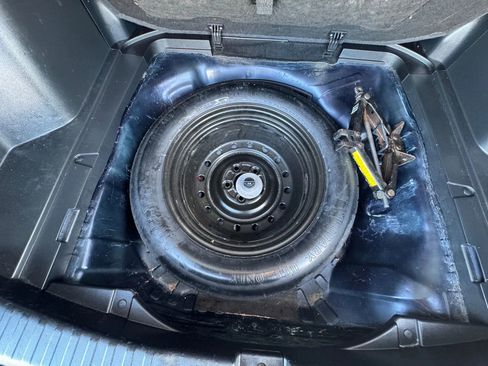 Used 2015 Honda CR-V LX image 34