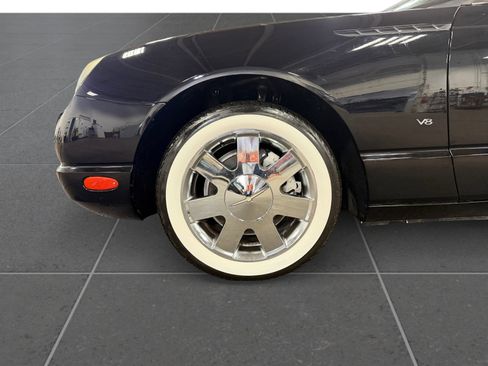 Used 2003 Ford Thunderbird RWD image 12