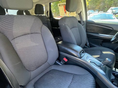 Used 2018 Dodge Journey SE w/ Connectivity Group image 29