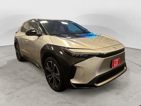 Certified 2023 Toyota bZ4X Limited w/ Weather Package image 7