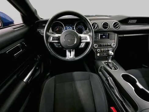 Certified 2020 Ford Mustang Coupe RWD image 5