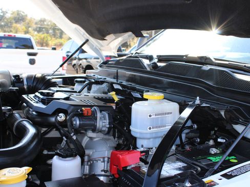 Used 2024 RAM 4500 SLT w/ Quick Order Package 2YG SLT image 14