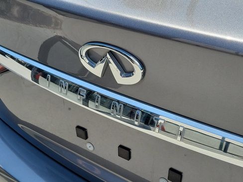 Used 2021 INFINITI Q50 Luxe w/ Seat & Sound Package RWD image 8