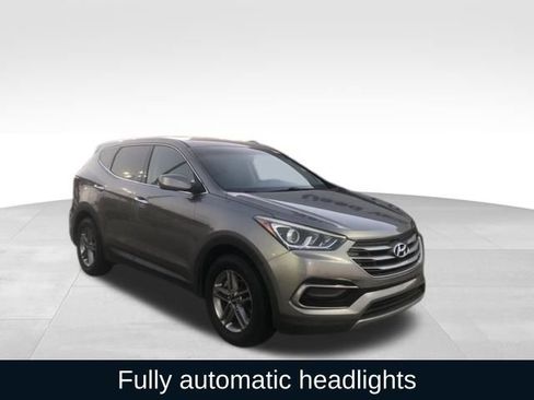 Used 2017 Hyundai Santa Fe Sport image 9