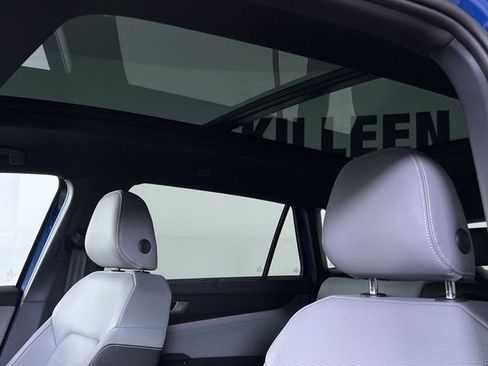 New 2025 Volkswagen Atlas Cross Sport SEL R-Line image 22