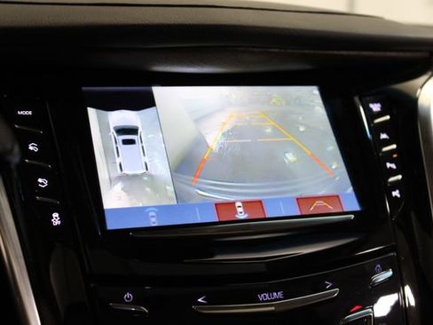 Used 2019 Cadillac Escalade Premium Luxury AWD/4WD image 17