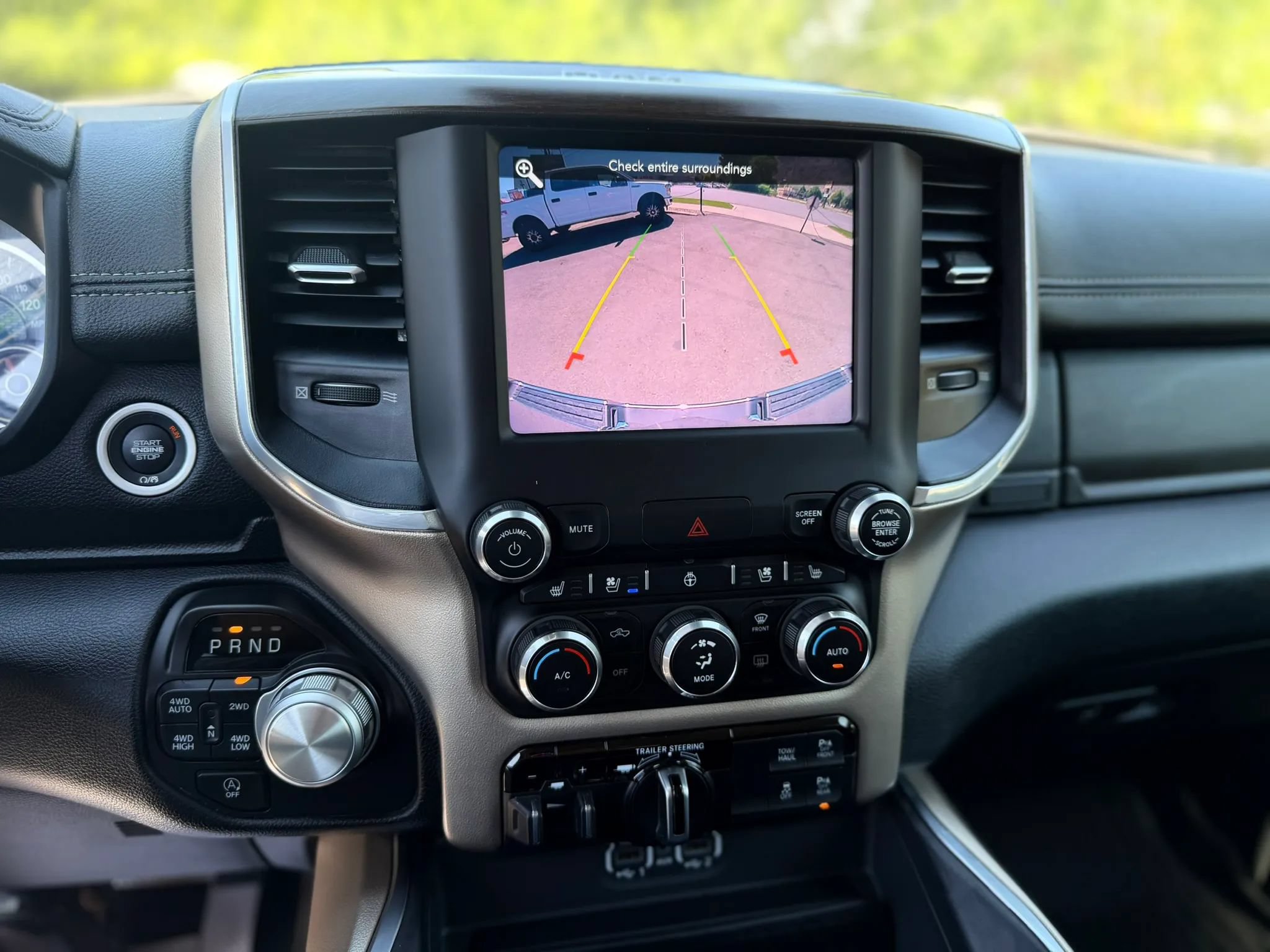 Used 2021 RAM 1500 Laramie AWD/4WD image 36