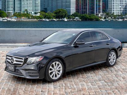 Used 2019 Mercedes-Benz E 300 4MATIC w/ Premium 1 Package
