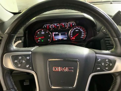 Used 2016 GMC Yukon SLT w/ Open Road Package AWD/4WD image 26