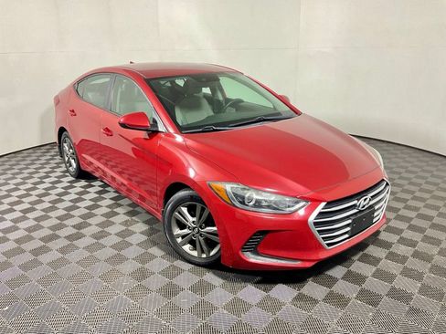 Used 2018 Hyundai Elantra SEL FWD image 4