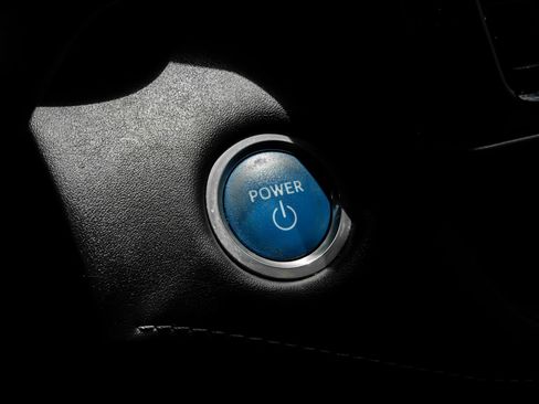 Used 2020 Toyota Highlander Limited FWD image 24