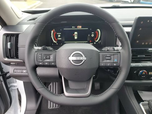 New 2026 Nissan Pathfinder SL w/ SL Premium Package AWD/4WD image 22