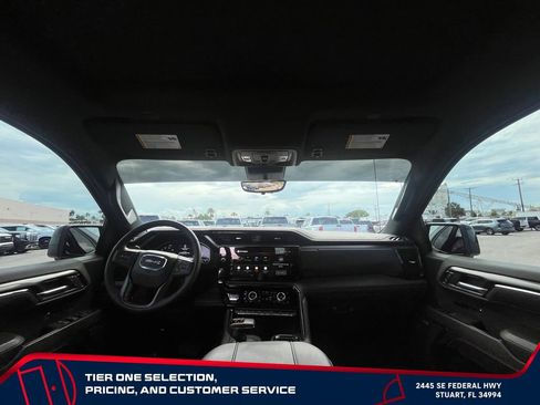 Used 2024 GMC Sierra 1500 AT4 w/ Technology Package AWD/4WD image 14