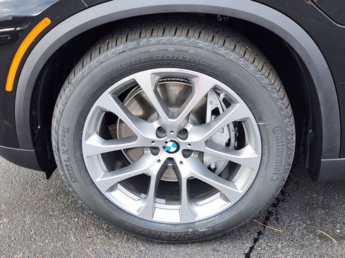 New 2026 BMW X5 xDrive50e image 7