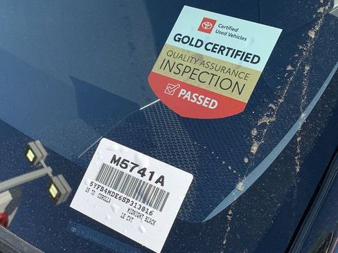 Used 2025 Toyota Corolla LE FWD image 37